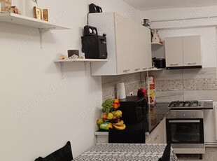 Vând apartament 2 camere in Peciu Nou