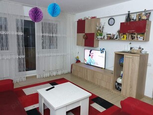 Vând apartament 3 camere