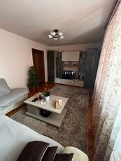 Vand apartament 3 camere