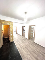 vand apartament 3 camere