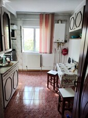 Vand apartament 3 camere