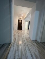 Vând apartament 4 camere în TURDA