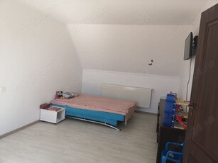 Vând apartament