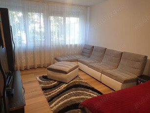 Vand apartament cu 2 camere,zona centrala