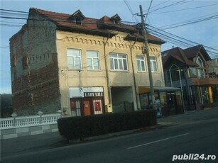 Vand casa si teren