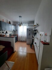 Vând sau schimb Zona Aeroport, 1 Apartament 2 camere