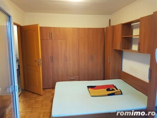 vanzare apartament 2 camere zona Sala Olimpia.