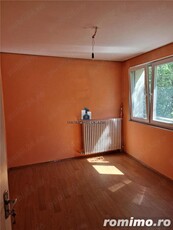 Vanzare Apartament 3 Camere Semidecomandat Berceni-Nitu Vasile