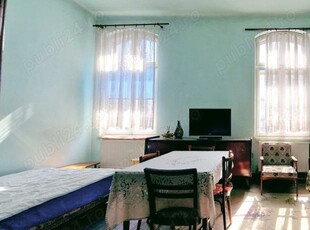 Vânzare apartament cu 4 camere Calea Floreascs