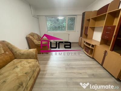 Apartament 3 camere str Isaccei zona Pelican