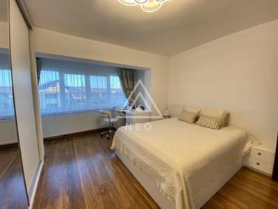 Apartament cu 3 camere de vanzare in Floresti