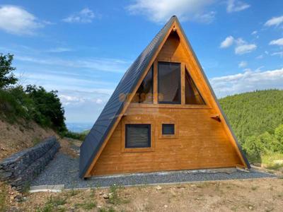 De vanzare complex de cabane situate in Plopi, comuna Valea Ierii AR18026