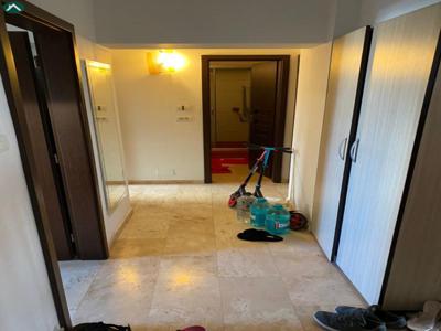 Vand apartament 3 camere Est