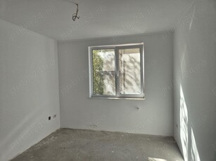 Agentia Imobiliară Impact 2000 Vânzare Apartament 2 Camere Decomandate KM 5 Veterani