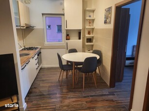 Anunț de Închiriere Apartament Modern în Complexul R1 ARED UTA, Arad