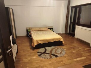 Apartament 1 camera, Podu de Fier, 45mp