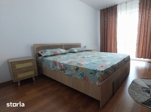 Apartament 3 camere, etaj 2, parcare privata Floresti central