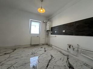 Apartament 3 camere langa Gen. 30