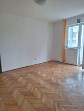 Apartament 3 camere zona ASTRA