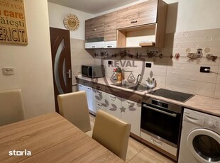 Apartament cu 3 camere in supr. de 76 mp., situat in cartierul Centru.