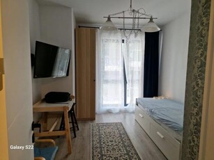 Apartament de 4 camere si 2 bai complet mobilat zona Sisesti