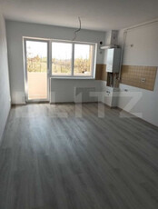 De vanzare apartament 2 camere Sanpetru