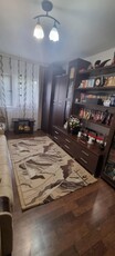 De vanzare apartament cu 2 camere decomandat, zona Bucovina