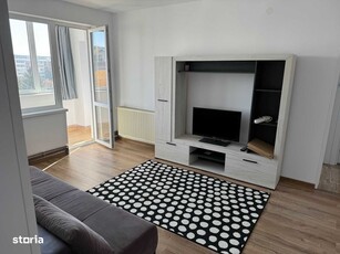 Particular inchiriez apartament cu 2 camere Centrul Civic/Garii