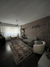 Persoana fizica vand apartament cu 2 camere, zona Edgar Quinet