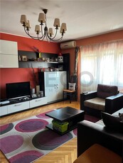 RECO Apartament 3 camere, decomandat, zona Rogerius