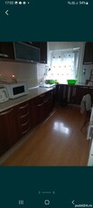 Vand apartament 3 camere la etaj 2 în Nufărul