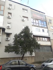 Vand apartament 3camere decomandat