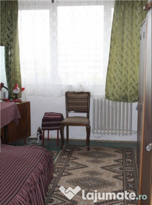 Apartament 3 Camere Decomandat Bdul.Alexandru Obregia