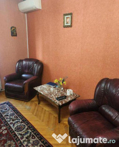 Apartament 3 camere - Piata Romana