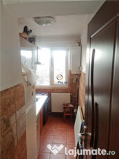 Apartament 1 camera etaj 4 zona Sagului