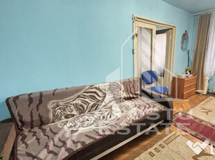 Apartament 2 camere, etaj 1, zona Sagului