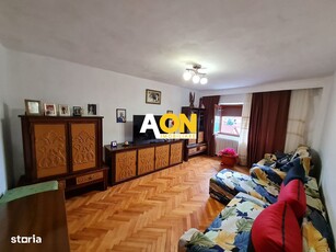 Apartament cu 3 camere, centrala proprie, zona Buziasului