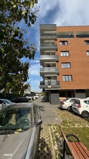 Vand apartament 2 camere Mioveni