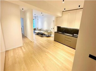 APARTAMENT 3 CAMERE UPGOUND