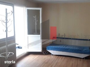 Inchiriere apartament 1 camera str. Somesului Floresti