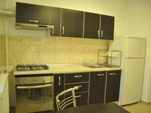 Apartament 4 camere zona Berceni