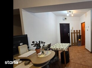 Apartament cu 3 camere la 2 min. distanta de Iulius Mall