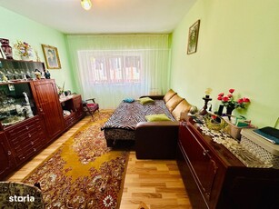 Apartament cu 3 camere, 2 bai in Zorilor !