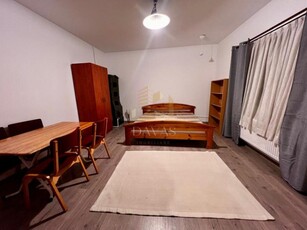 Apartament cu o camera decomandat | Zona P-ta Cipariu