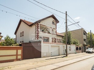 Casa 1 Mai, Chibrit, vila, dormitor parter Va prezentam o vi