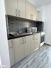 Apartament 3 camere metrou Aparatorii Patriei