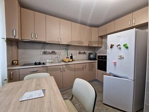 Popesti Leordeni Str. Orizontului, apartament 2 camere, in vila, curte 150 mp