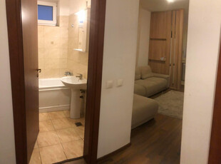 Vând apartament cu 2 camere Militari Residence