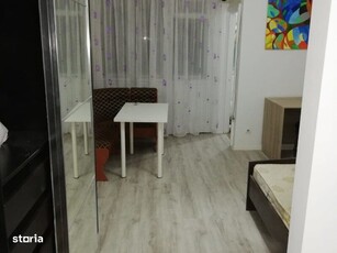 Apartament 3 camere VEST etajul 1 / 60mp -TOTUL NOU