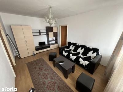 Închiriez Apartament 4 camere